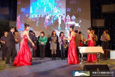 母愛護航，夢璨華章 — 深圳市華璨文化傳播母親節大型活動策劃案